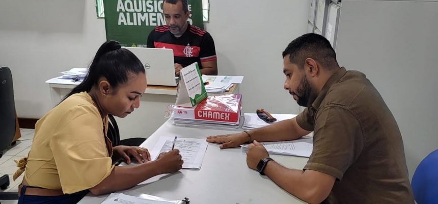 Pescadores artesanais de Tapauá (distante 449 quilômetros de Manaus) demandaram R$ 616,4 mil em crédito rural. O valor consta em 34 projetos de crédito elaborados pelo Instituto de Desenvolvimento Agropecuário e Florestal Sustentável do Estado do Amazonas (Idam), que serão encaminhados à Agência de Fomento do Estado do Amazonas (Afeam), responsável pela concessão do recurso.