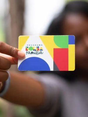 A Agência de Desenvolvimento Sustentável do Amazonas (ADS) concluiu, nesta sexta-feira (25/04), consultoria técnica voltada a comercialização e a utilização de biomassa para piscicultores, pescadores e produtores rurais do município de Tapauá (a 449 quilômetros de Manaus). O treinamento, que iniciou na terça-feira (22/04), beneficiou 74 trabalhadores rurais e teve como objetivo o fortalecimento das boas práticas de manejo na piscicultura e agricultura no interior do Estado