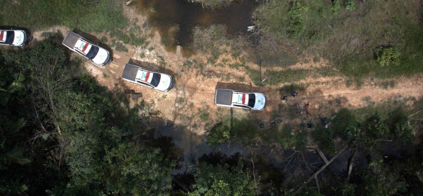 O Instituto de Proteção Ambiental do Amazonas (Ipaam) identificou, na sexta-feira (27/06), o responsável por um desmatamento ilegal de mais de 540 hectares na área de amortecimento da Floresta Estadual de Tapauá, unidade de conservação localizada a 449 km de Manaus. A infração resultou em uma multa de R$ 5,4 milhões, aplicada após a análise dos dados coletados durante a primeira etapa da Operação Tamoiotatá V, realizada na quinta-feira. (26/06).