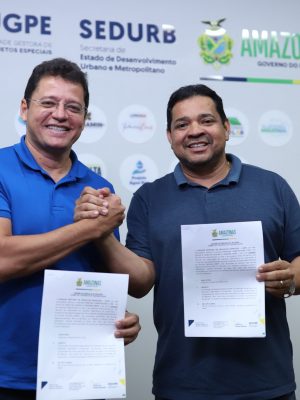 O Governo do Estado vai realizar obras de recuperação do sistema viário no município de Tapauá (a 449 quilômetros de Manaus), por meio do Asfalta Amazonas. Executado pela Unidade Gestora de Projetos Especiais (UGPE), órgão da Secretaria de Estado de Desenvolvimento Urbano e Metropolitano (Sedurb), o programa visa recuperar e expandir a malha viária do estado, melhorando a mobilidade urbana e contribuindo com o desenvolvimento socioeconômico do interior.